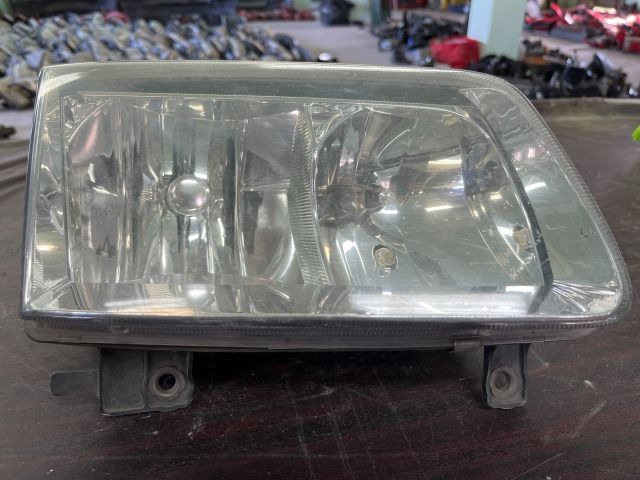 bontott VW POLO III Jobb Fényszóró