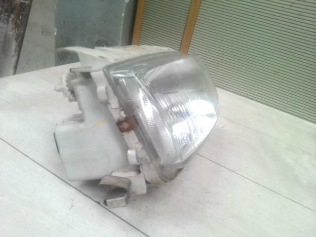 bontott VW POLO III Jobb Fényszóró