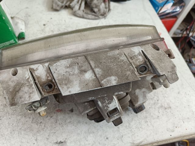 bontott VW POLO III Jobb Fényszóró