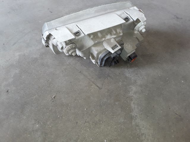 bontott VW POLO III Jobb Fényszóró