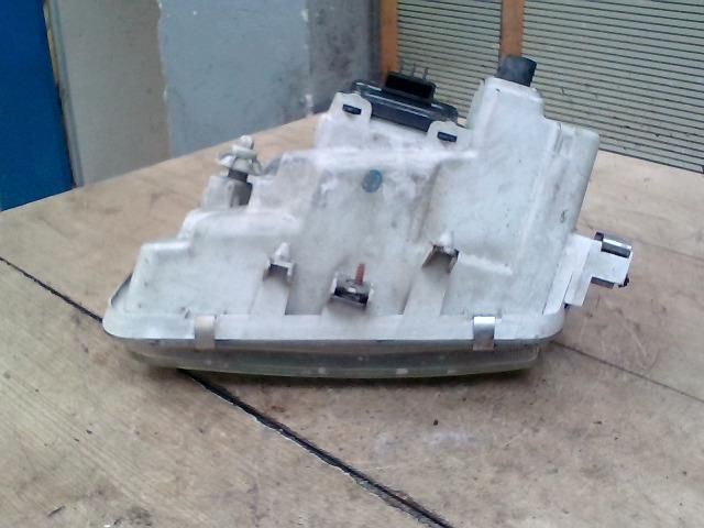 bontott VW POLO III Jobb Fényszóró