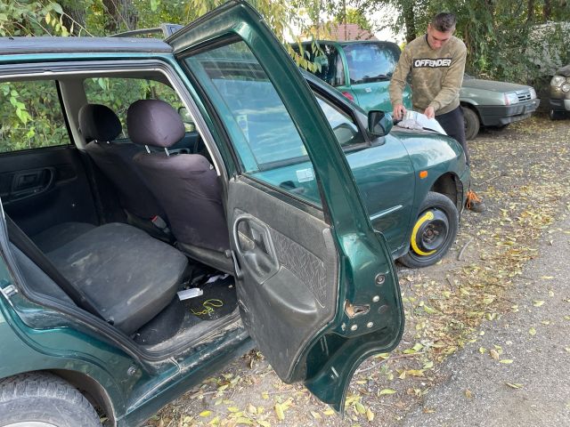 bontott VW POLO III Jobb hátsó Ajtó (Üres lemez)