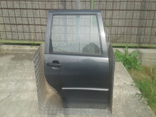 bontott VW POLO III Jobb hátsó Ajtó (Üres lemez)