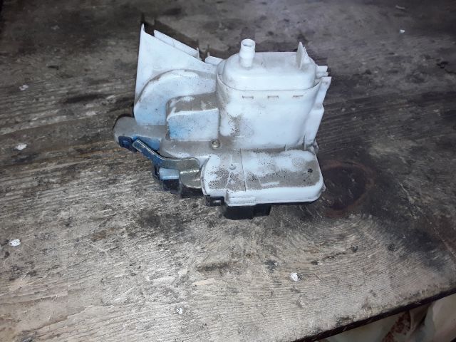 bontott VW POLO III Jobb hátsó Ajtózár