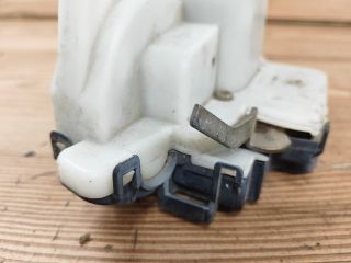 bontott VW POLO III Jobb hátsó Ajtózár