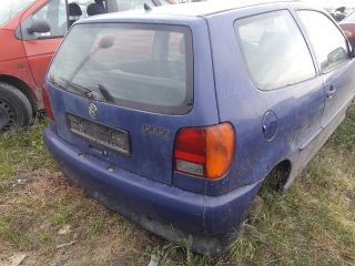 bontott VW POLO III Jobb hátsó Dobbetét (Kerékjárati, Műanyag)