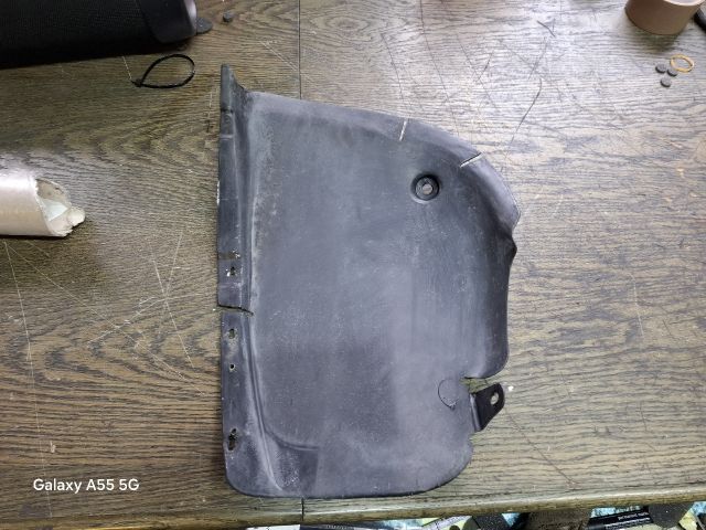 bontott VW POLO III Jobb hátsó Dobbetét (Kerékjárati, Műanyag)