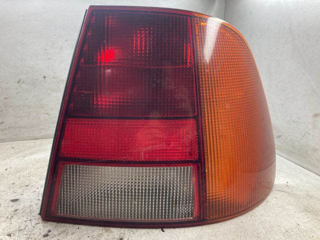 bontott VW POLO III Jobb Hátsó Lámpa