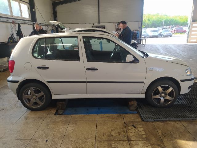 bontott VW POLO III Jobb Hátsó Lámpa