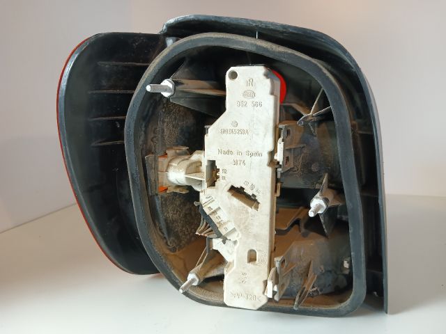 bontott VW POLO III Jobb Hátsó Lámpa