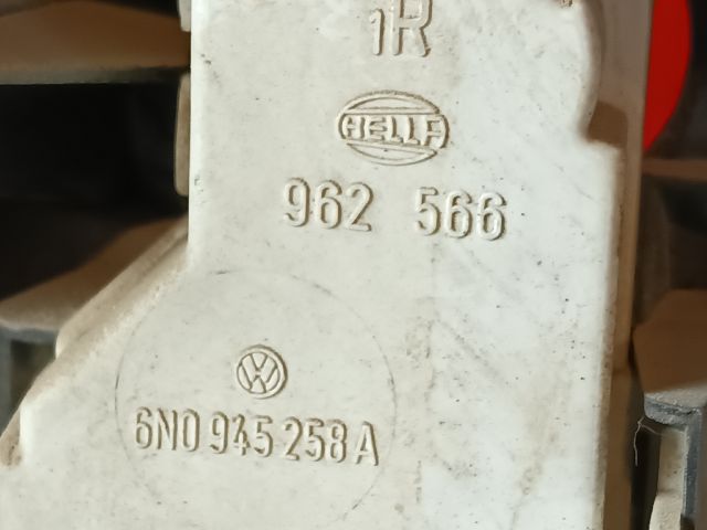 bontott VW POLO III Jobb Hátsó Lámpa