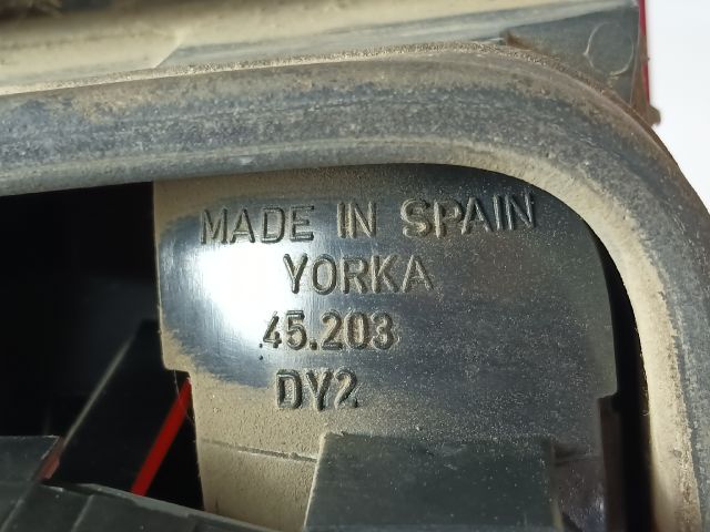 bontott VW POLO III Jobb Hátsó Lámpa