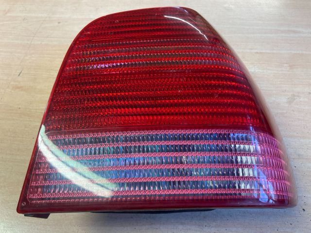 bontott VW POLO III Jobb Hátsó Lámpa