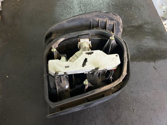 bontott VW POLO III Jobb Hátsó Lámpa