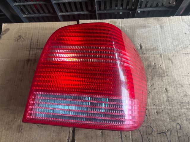 bontott VW POLO III Jobb Hátsó Lámpa