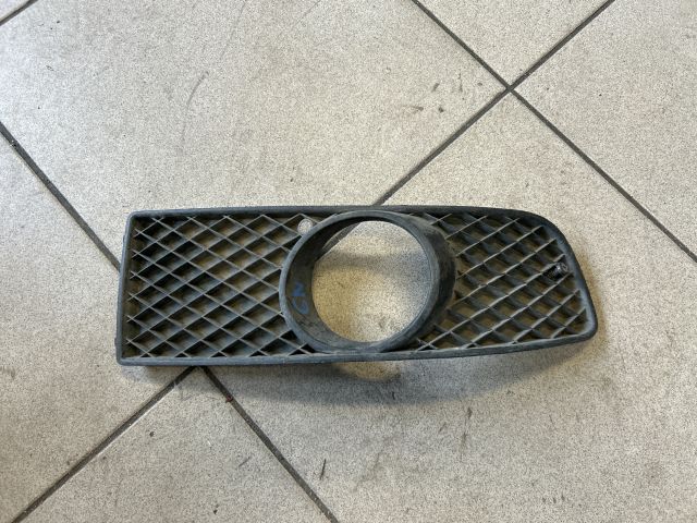 bontott VW POLO III Jobb Ködlámpa Rács