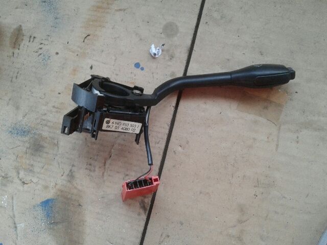 bontott VW POLO III Jobb Kormánykapcsoló Ablaktörlő