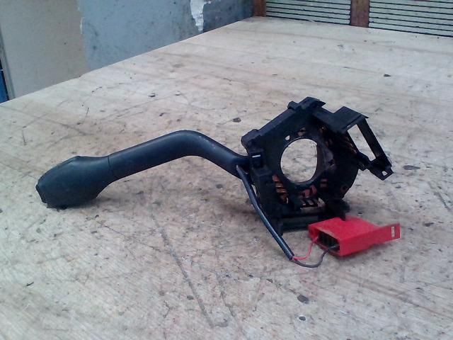 bontott VW POLO III Jobb Kormánykapcsoló Ablaktörlő