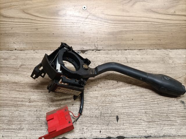 bontott VW POLO III Jobb Kormánykapcsoló Ablaktörlő