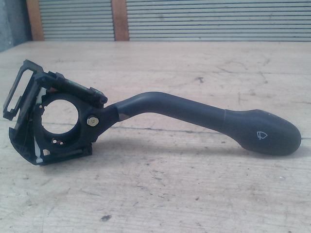 bontott VW POLO III Jobb Kormánykapcsoló Ablaktörlő