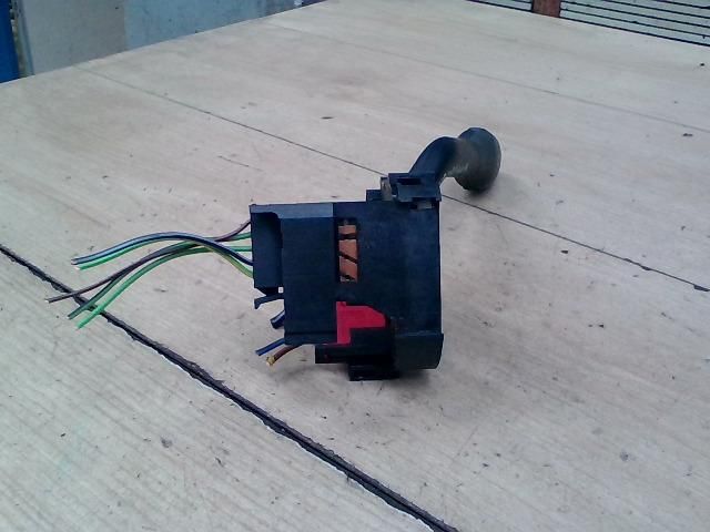 bontott VW POLO III Jobb Kormánykapcsoló Ablaktörlő