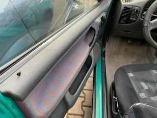 bontott VW POLO III Jobb Napellenző Tartó