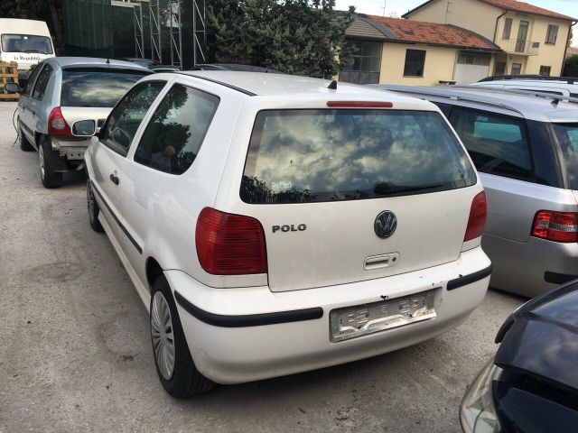 bontott VW POLO III Jobb Napellenző Tartó