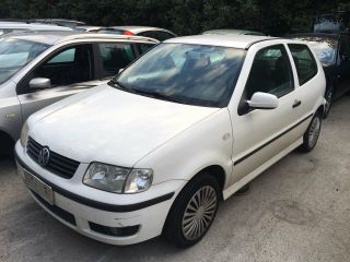 bontott VW POLO III Jobb Napellenző Tartó