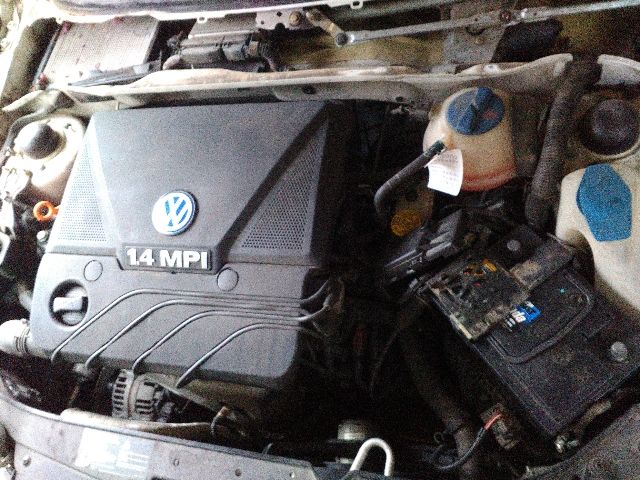 bontott VW POLO III Jobb Napellenző Tartó