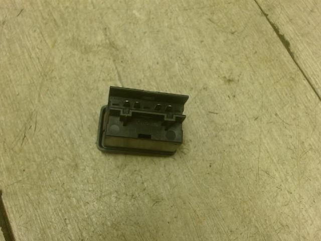 bontott VW POLO III Kapcsoló (Magában)