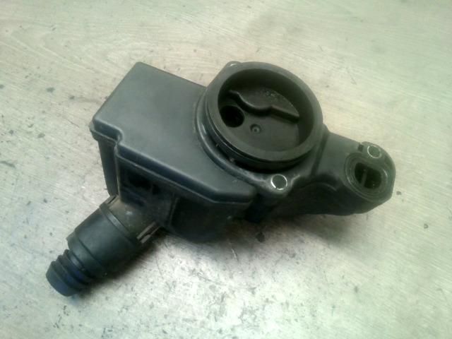 bontott VW POLO III Kartergáz Visszavezető Ház