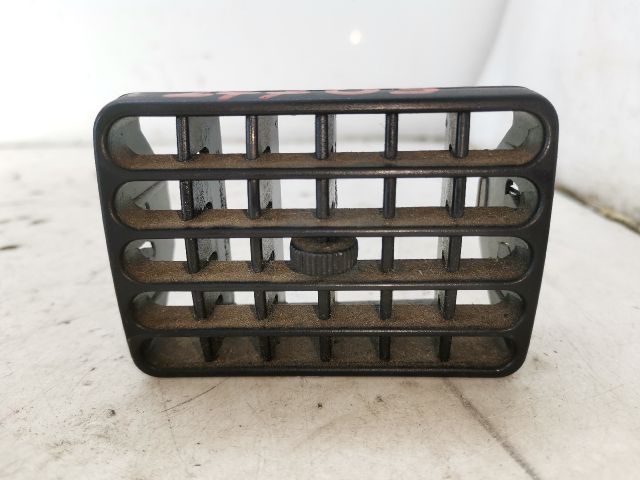 bontott VW POLO III Középső Bal Szellőző