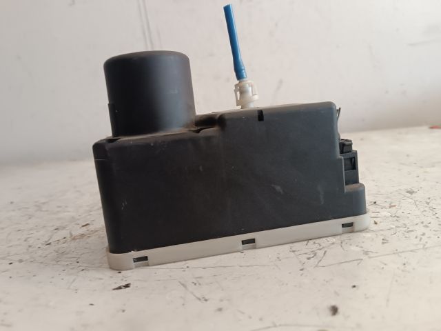 bontott VW POLO III Központizár Motor (Pozíciófüggetlen)