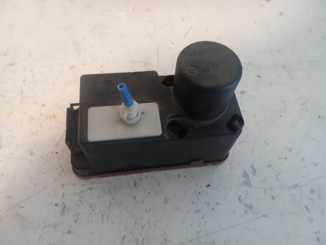 bontott VW POLO III Központizár Motor (Pozíciófüggetlen)