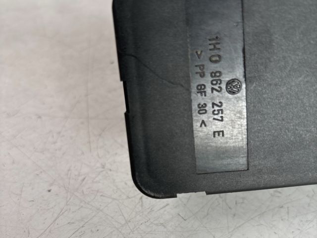 bontott VW POLO III Központizár Motor (Pozíciófüggetlen)