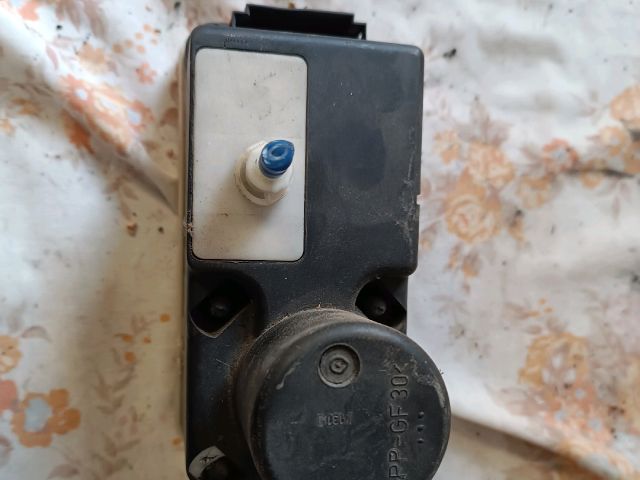 bontott VW POLO III Központizár Motor (Pozíciófüggetlen)