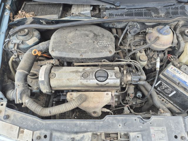 bontott VW POLO III Motorháztető