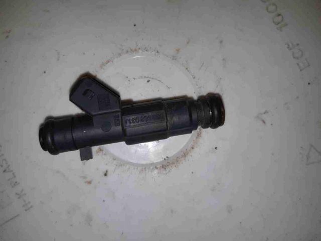 bontott VW POLO III Porlasztó (1 db)