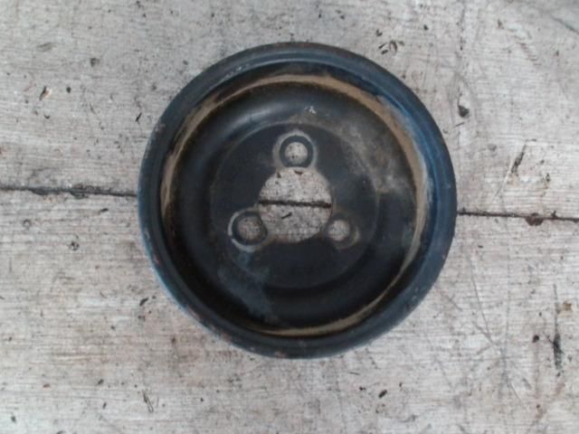 bontott VW POLO III Szervó Szivattyú Szíjtárcsa