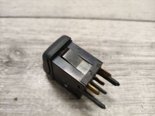 bontott VW POLO III Vészvillogó Kapcsoló