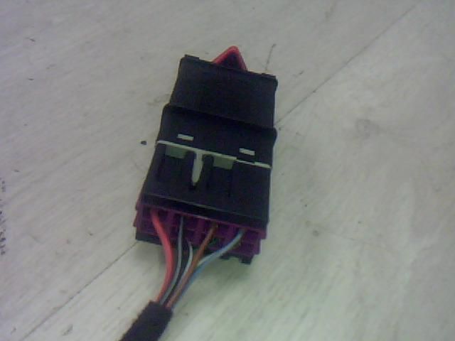 bontott VW POLO III Vészvillogó Kapcsoló