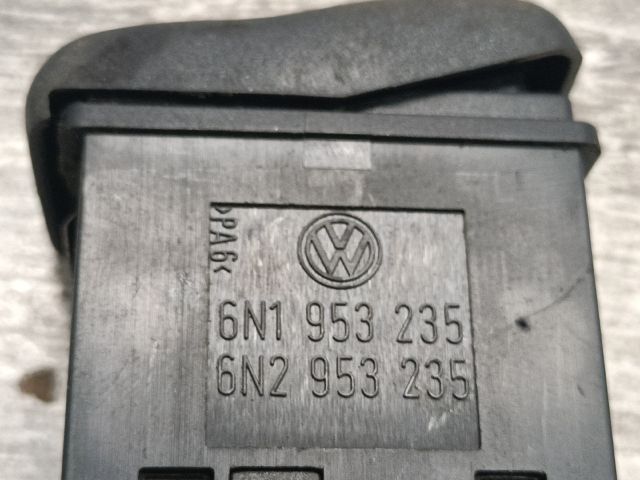 bontott VW POLO III Vészvillogó Kapcsoló