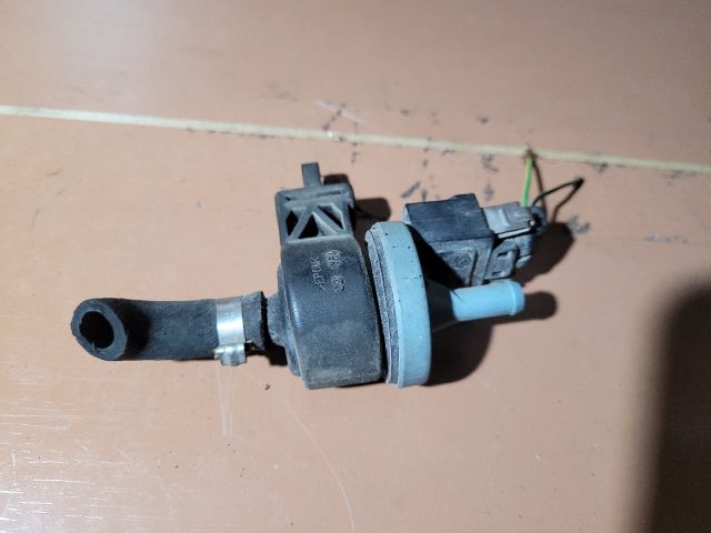 bontott VW POLO IV Tankszellőztető Szelep