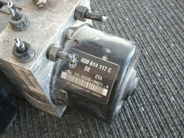 bontott VW POLO IV ABS Kocka