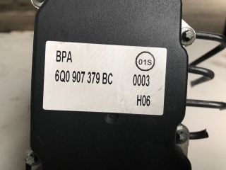 bontott VW POLO IV ABS Kocka