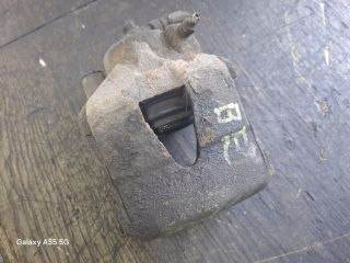 bontott VW POLO IV Bal első Féknyereg Munkahengerrel