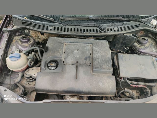 bontott VW POLO IV Bal első Lengőkar