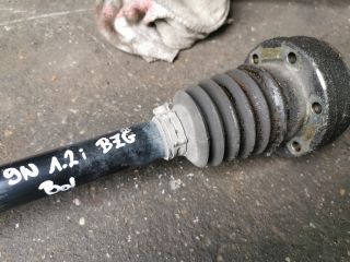 bontott VW POLO IV Bal Féltengely