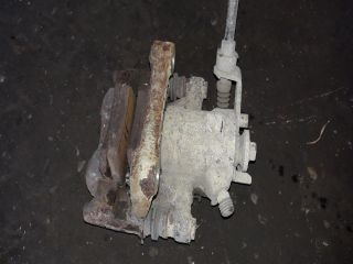 bontott VW POLO IV Bal hátsó Féknyereg Munkahengerrel