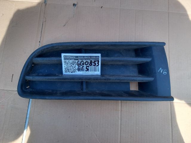 bontott VW POLO IV Bal Ködlámpa Rács